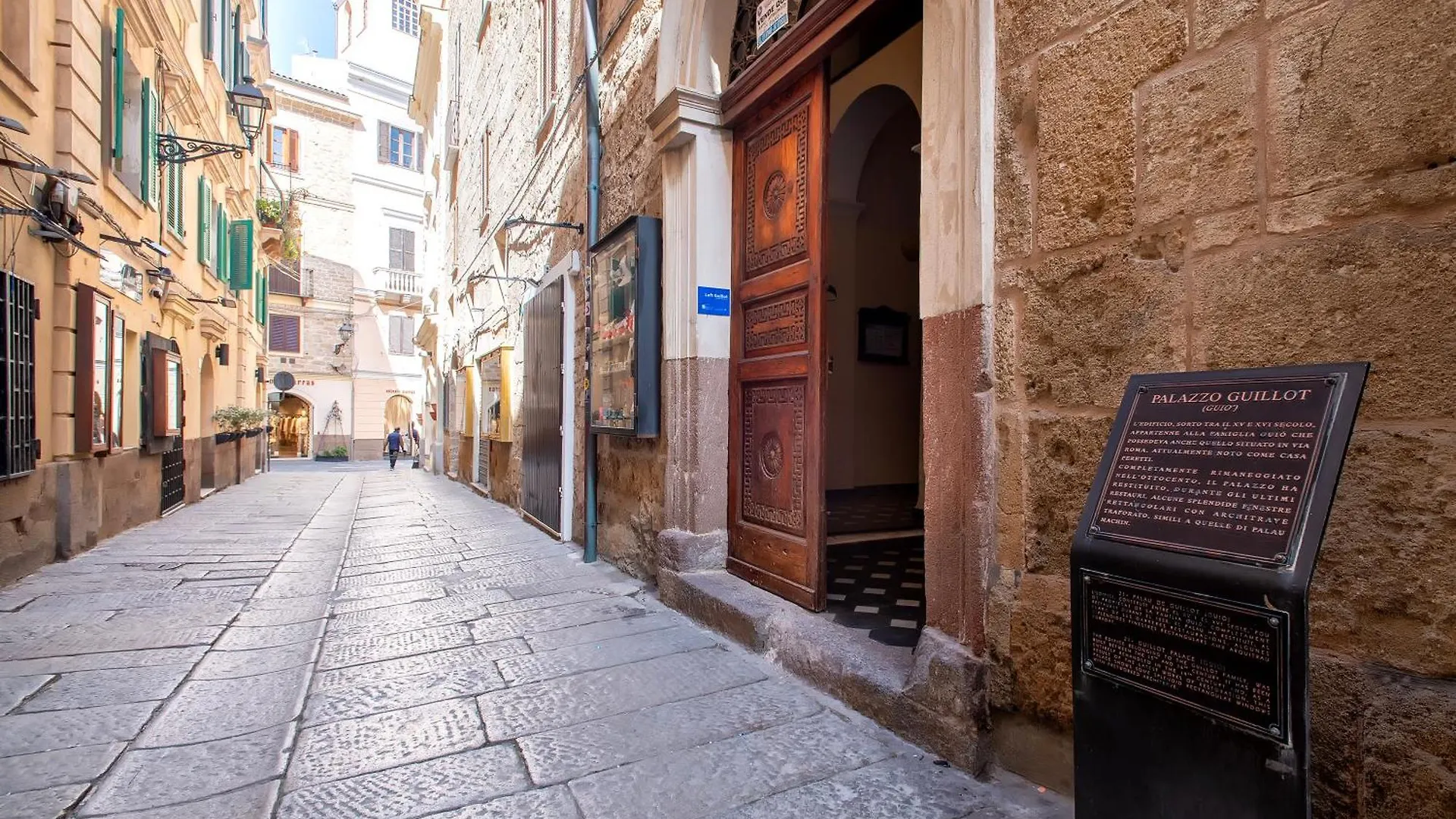 Casa Maria Apartment In The Old Town Of Alghero - Iun R7660