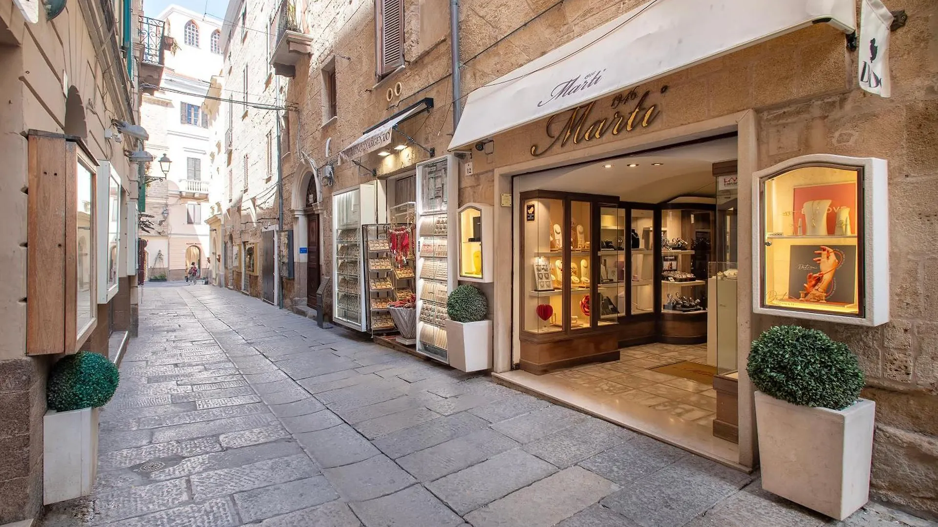 Casa Maria Apartment In The Old Town Of Alghero - Iun R7660