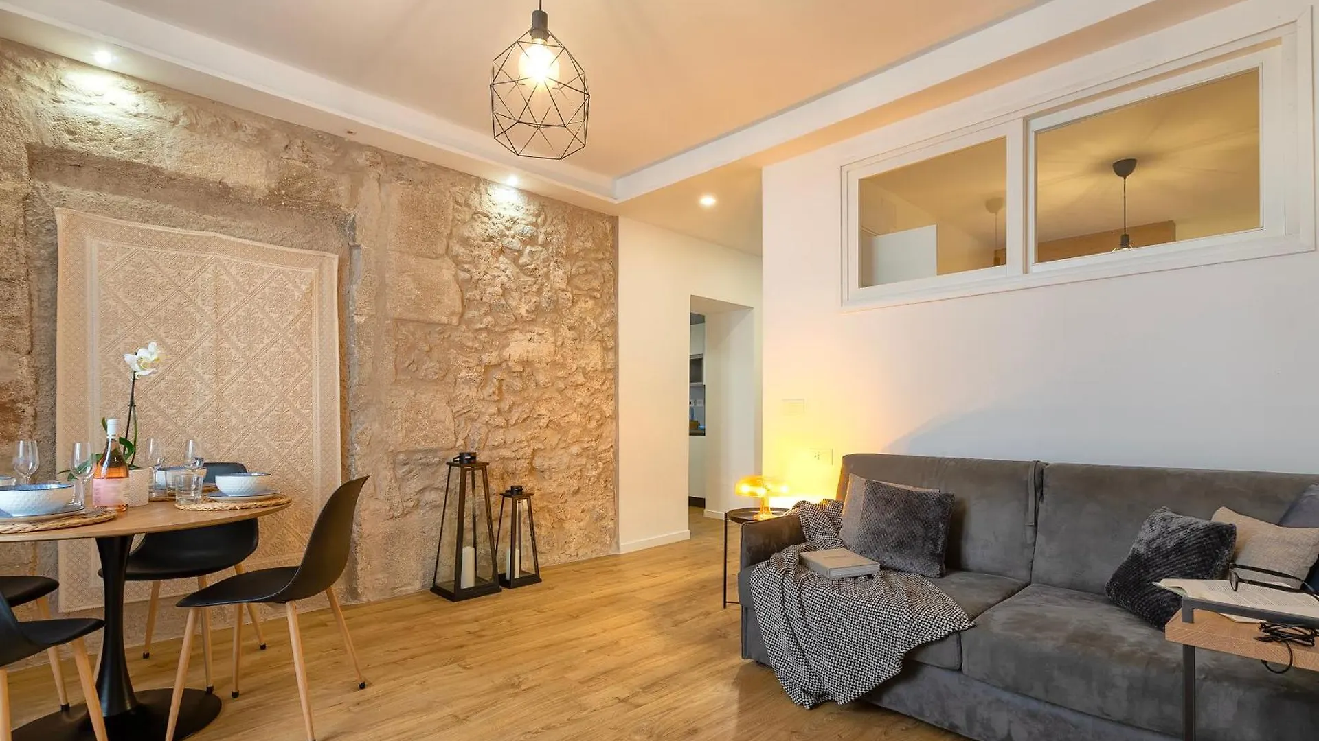Casa Maria Apartment In The Old Town Of Alghero - Iun R7660